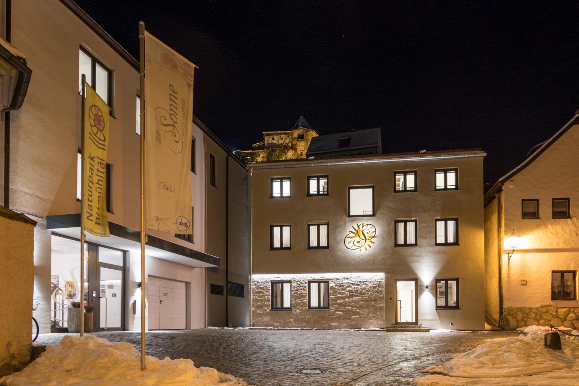 Hotel-Gasthof Zur Sonne Pappenheim Extérieur photo