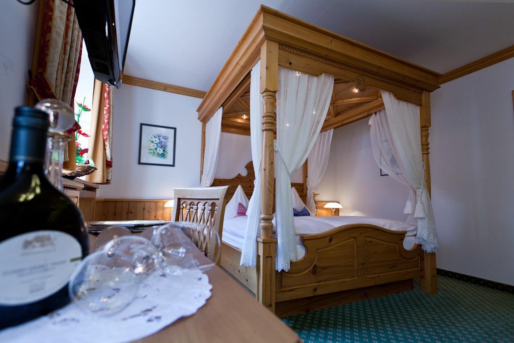 Hotel-Gasthof Zur Sonne Pappenheim Extérieur photo