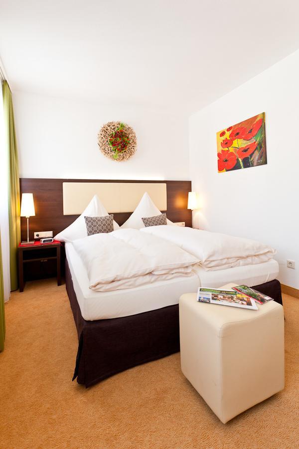 Hotel-Gasthof Zur Sonne Pappenheim Extérieur photo
